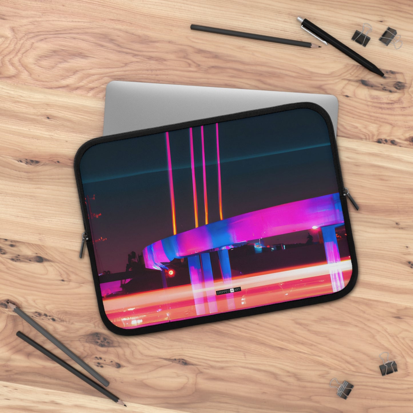 London Hydro -Laptop Sleeve